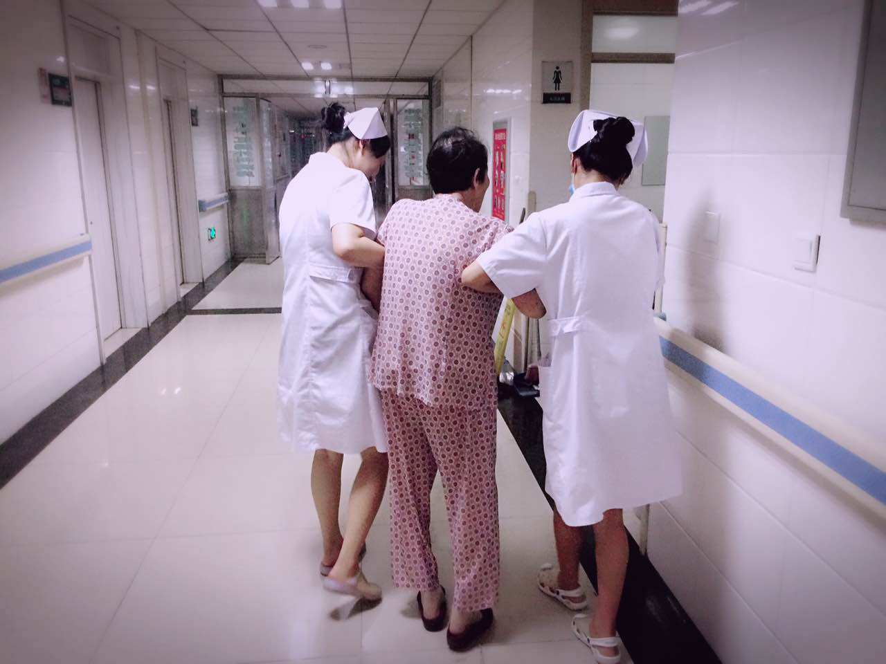 天使风采医护摄影大赛优秀作品展示